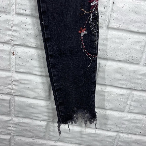 ZARA “The Skinny” Premium Black Distressed embroidered Skinny stretch jeans - Picture 9 of 10